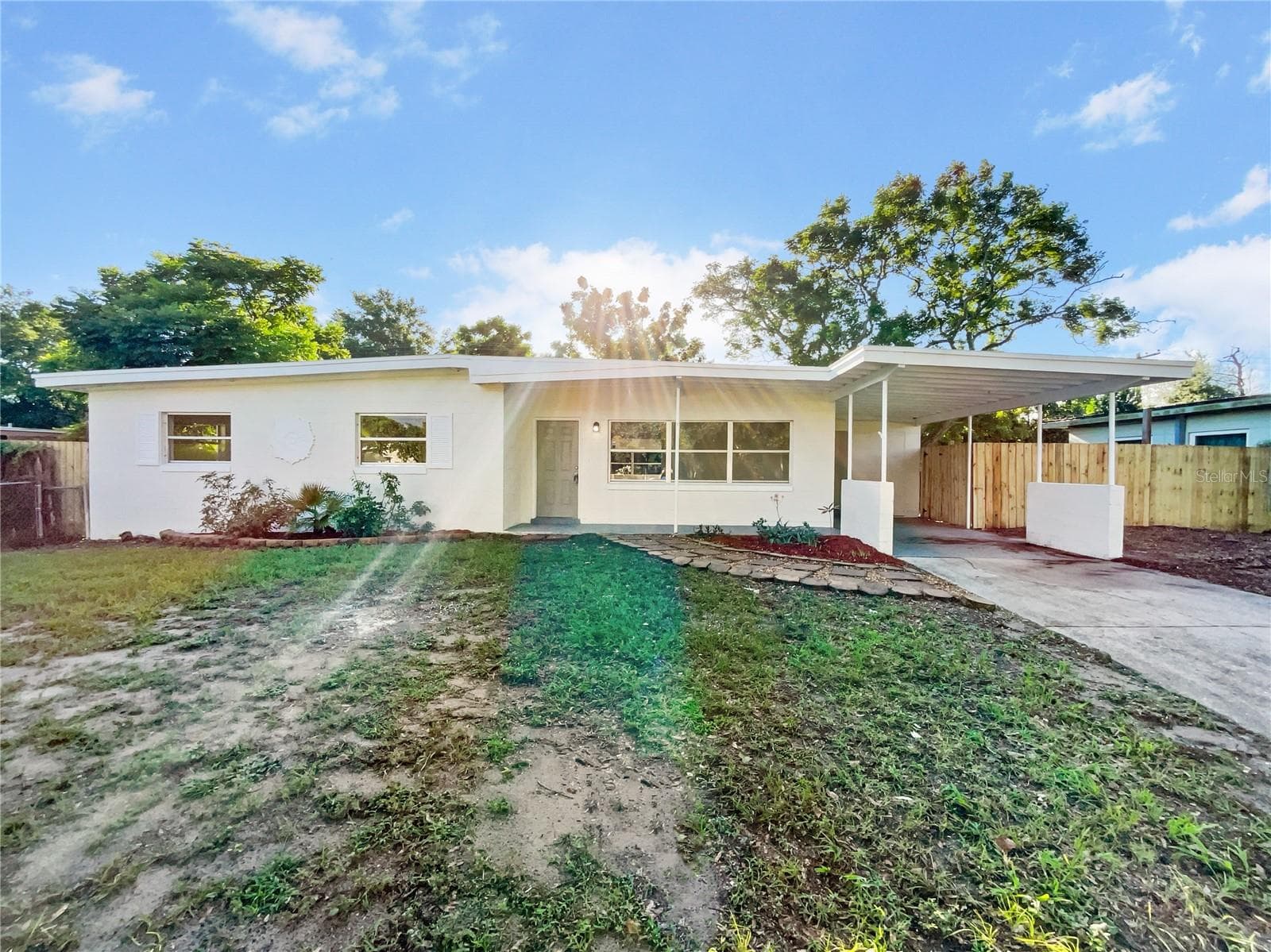 Photo of 1309 ATLANTIS DR