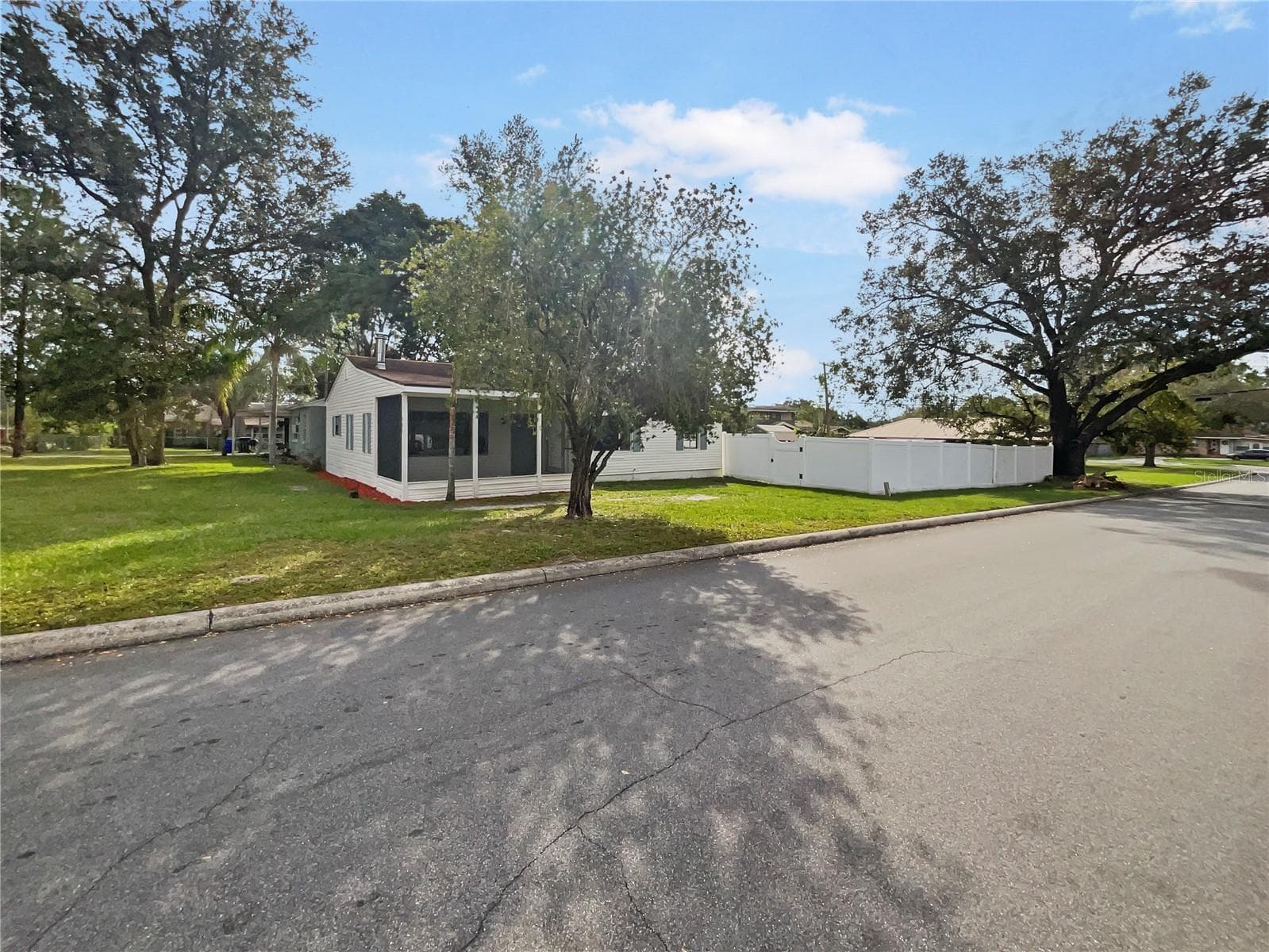 Photo of 303 CARLETON ST